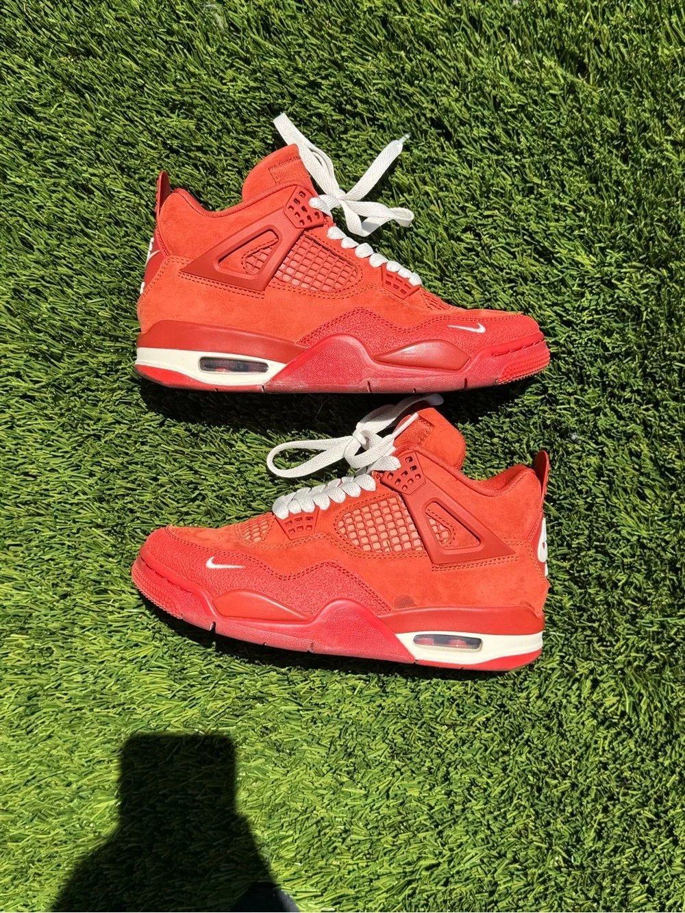 Jordan Retro 4 Sneakers in Red with White Laces
